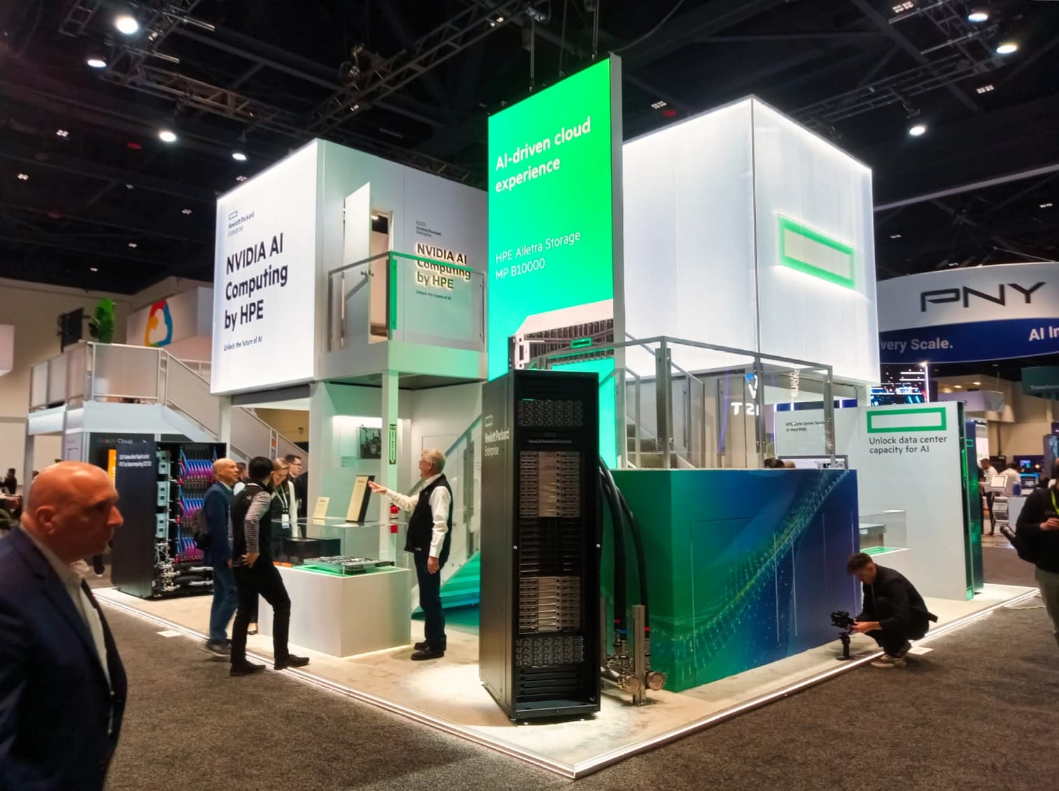 HP Double Deck, detail image 2, custom display installation, for AI Conference, 2025