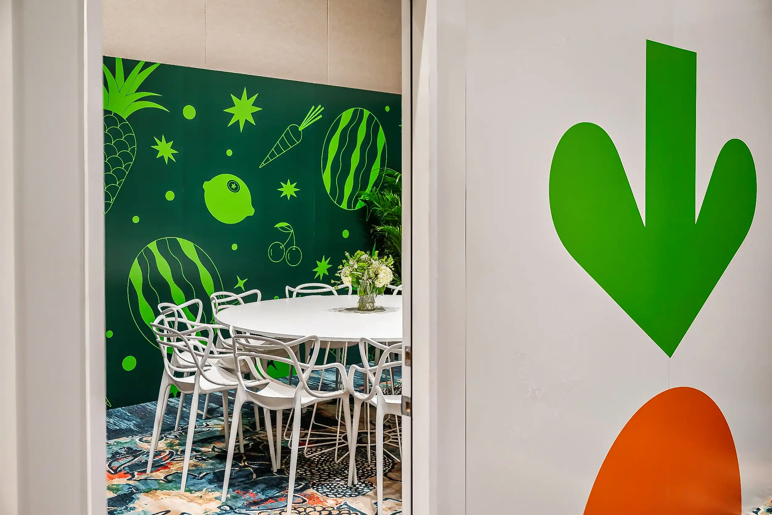 Instacart Meeting Room, detail image 1, branded meeting room, for GroceryShop, 2024