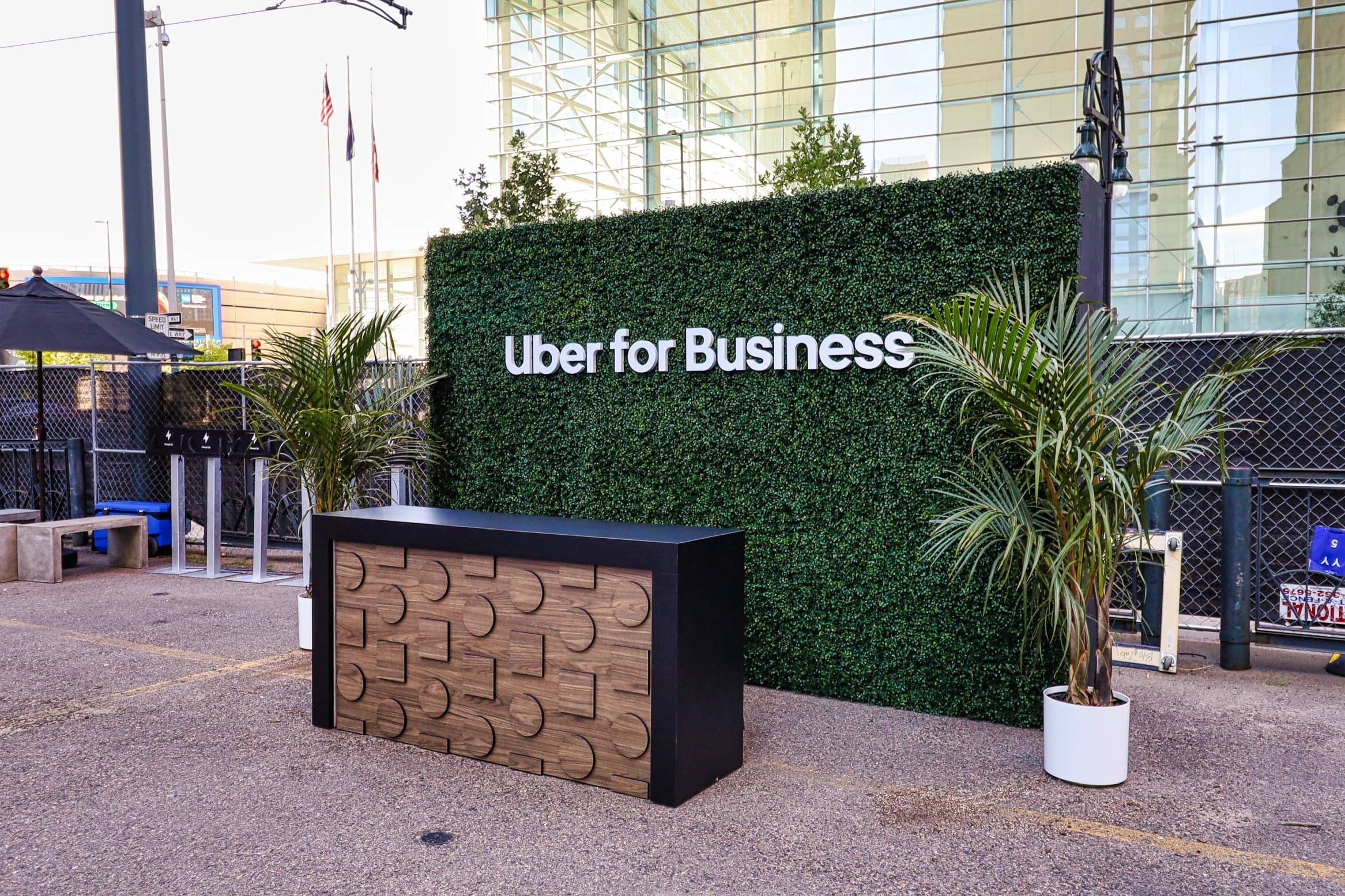Uber For Business PUDO, detail image 1, bloqwall, for GBTA, 2025